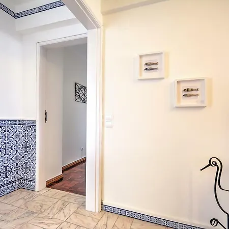 Apartment In With Sea View