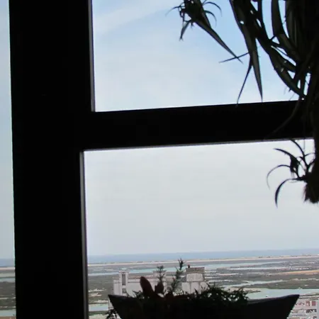 Apartment In With Sea View