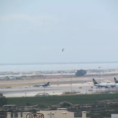 דירה In With Sea View